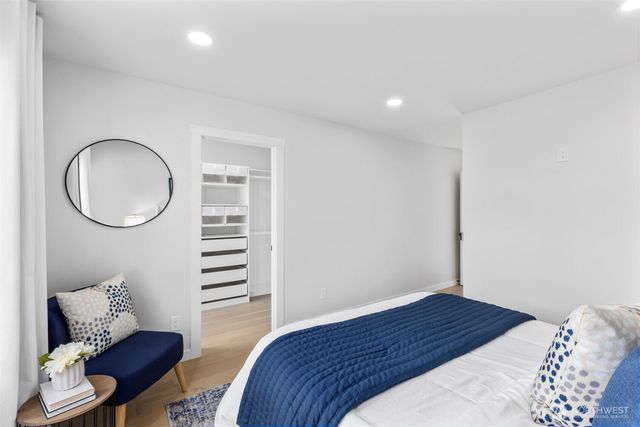 5216 40th Avenue SW, Seattle, WA 98136