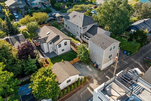 5216 40th Avenue SW, Seattle, WA 98136