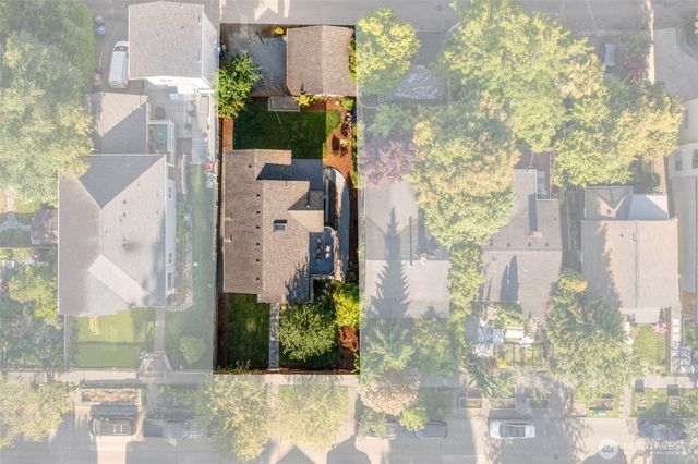 5216 40th Avenue SW, Seattle, WA 98136