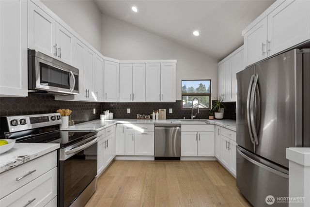 5216 40th Avenue SW, Seattle, WA 98136