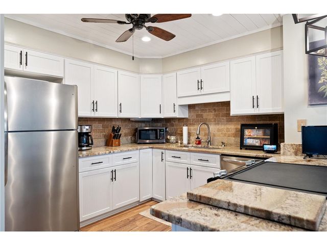 11 Pine Garden Way Drive, Salem, SC 29676