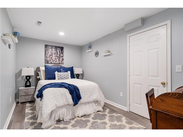 11 Pine Garden Way Drive, Salem, SC 29676