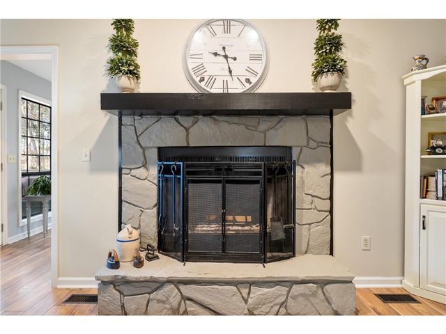 11 Pine Garden Way Drive, Salem, SC 29676