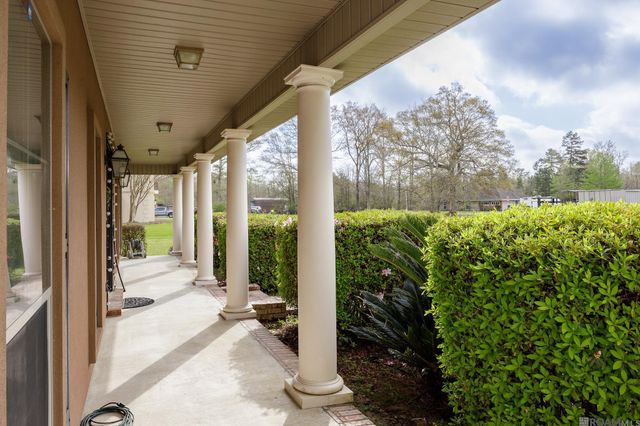 10767 Carol Lynn Rd, Denham Springs, LA 70726