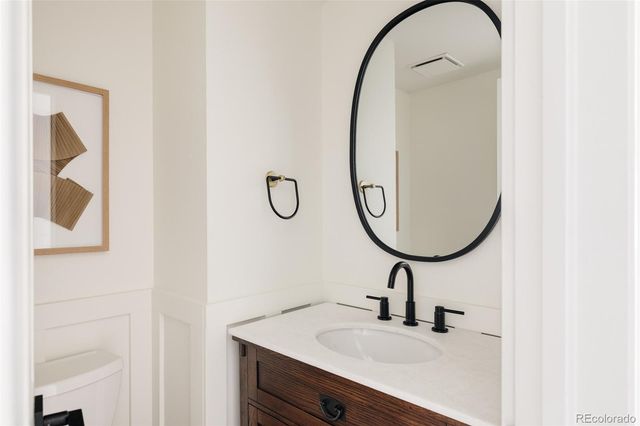 6335 S Geneva Circle, Englewood, CO 80111