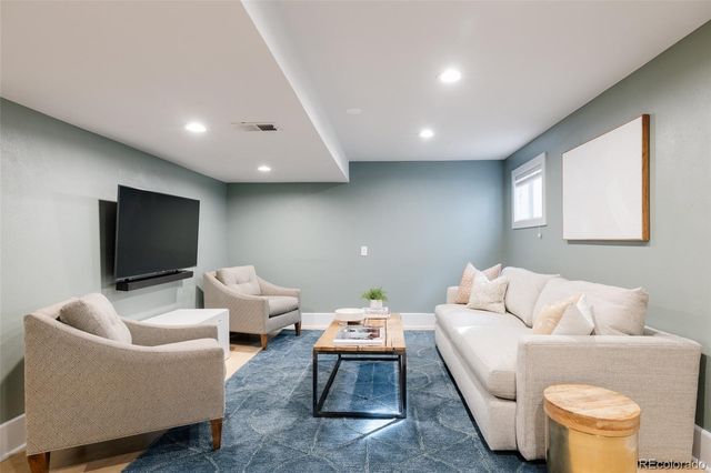 6335 S Geneva Circle, Englewood, CO 80111