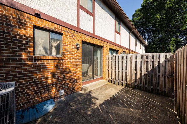 3054 Highcliff Court, Columbus, OH 43231