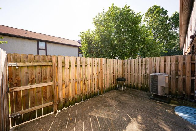 3054 Highcliff Court, Columbus, OH 43231