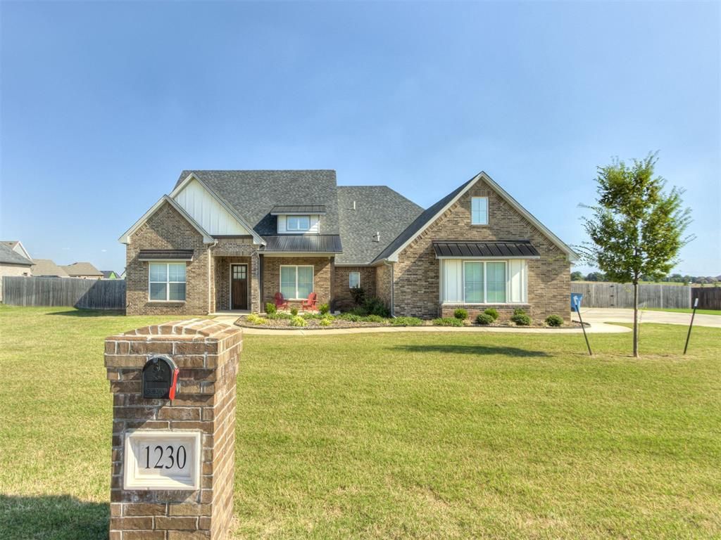 1230 Acclivis Court, Newcastle, OK 73065