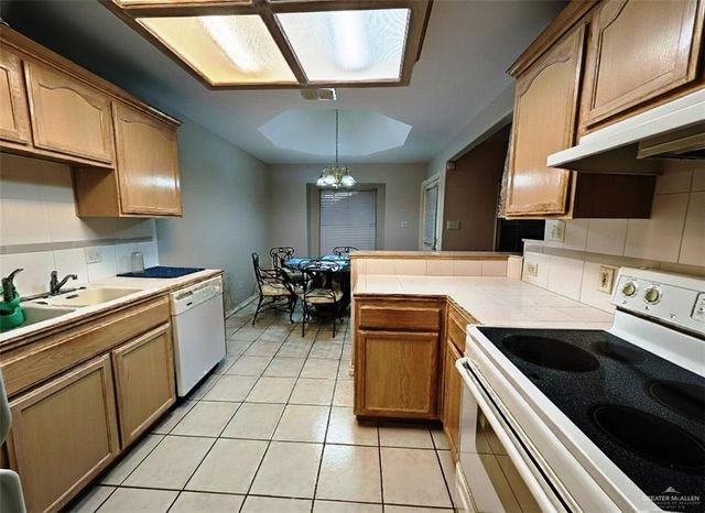 2500 Duke Avenue, Mcallen, TX 78504