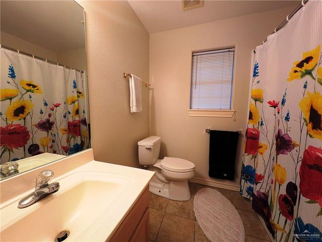 2500 Duke Avenue, Mcallen, TX 78504