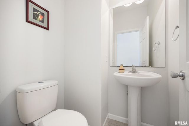 11018 N WATERTON Drive, Dunlap, IL 61525