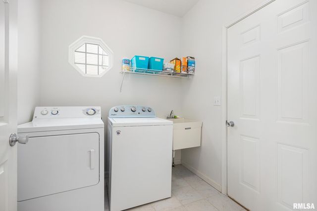 11018 N WATERTON Drive, Dunlap, IL 61525