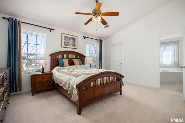 11018 N WATERTON Drive, Dunlap, IL 61525