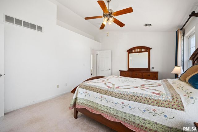 11018 N WATERTON Drive, Dunlap, IL 61525