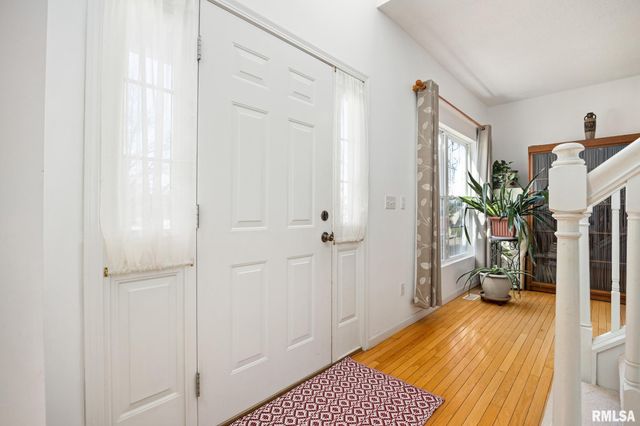 11018 N WATERTON Drive, Dunlap, IL 61525