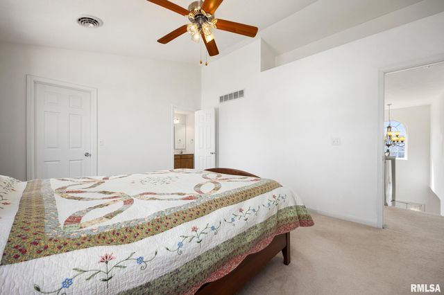 11018 N WATERTON Drive, Dunlap, IL 61525