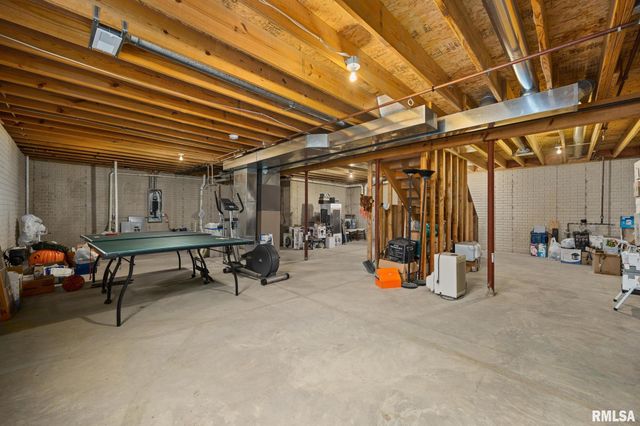 11018 N WATERTON Drive, Dunlap, IL 61525