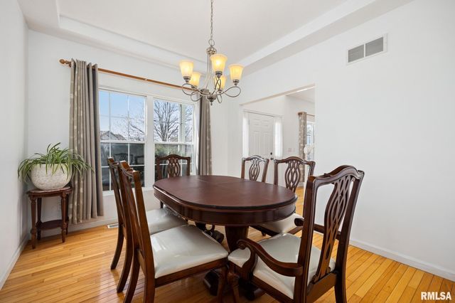 11018 N WATERTON Drive, Dunlap, IL 61525