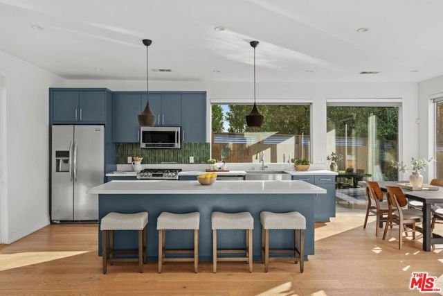 3731 Toland Way, Los Angeles, CA 90065
