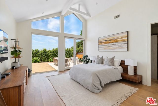 3731 Toland Way, Los Angeles, CA 90065