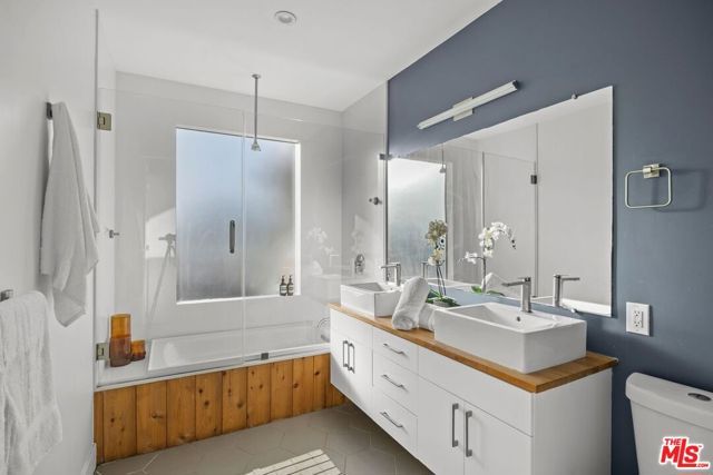 3731 Toland Way, Los Angeles, CA 90065