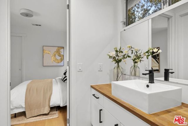 3731 Toland Way, Los Angeles, CA 90065