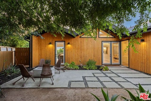 3731 Toland Way, Los Angeles, CA 90065