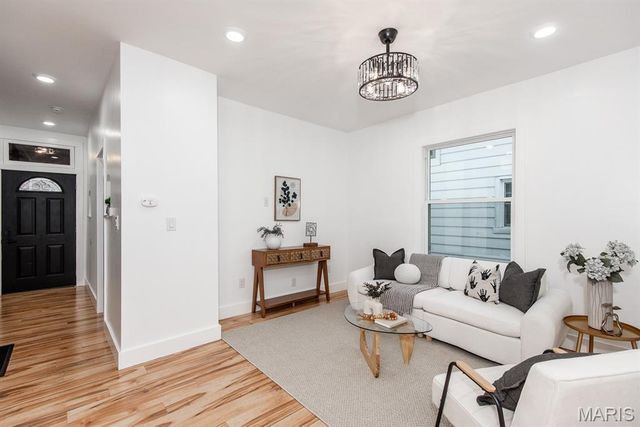 4844 Sigel Avenue, St Louis, MO 63116