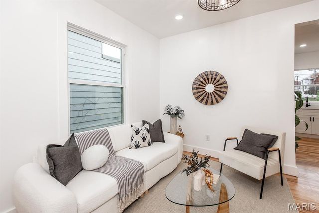 4844 Sigel Avenue, St Louis, MO 63116