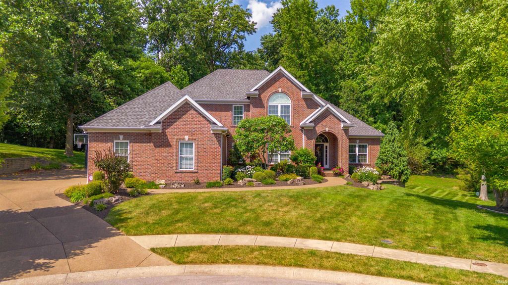 8660 Copper Creek Drive, Newburgh, IN 47630