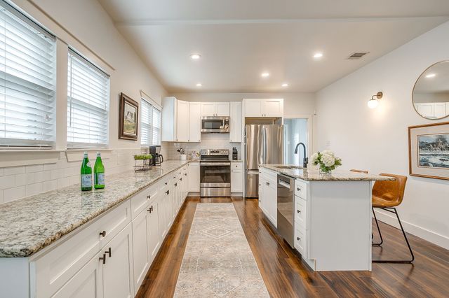 2912 S Jennings Avenue S, Fort Worth, TX 76110