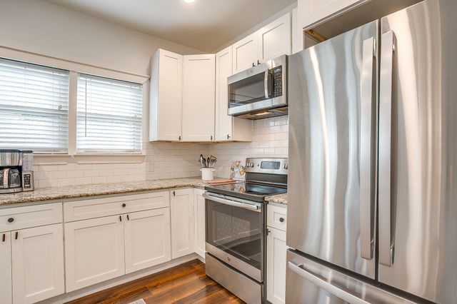 2912 S Jennings Avenue S, Fort Worth, TX 76110
