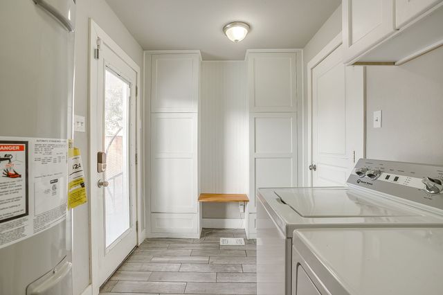 2912 S Jennings Avenue S, Fort Worth, TX 76110