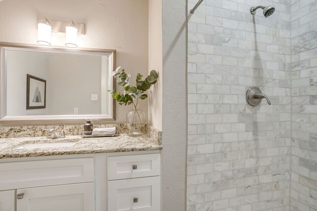 2912 S Jennings Avenue S, Fort Worth, TX 76110