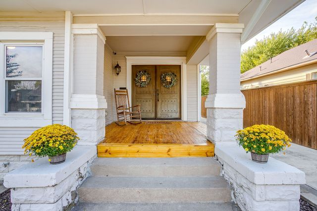 2912 S Jennings Avenue S, Fort Worth, TX 76110