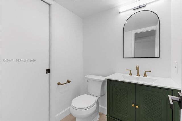 1400 NE 57th Ct 102, Fort Lauderdale, FL 33334