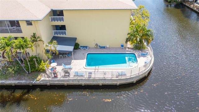 1400 NE 57th Ct 102, Fort Lauderdale, FL 33334