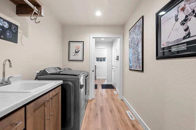 2555 WILLOW COURT, Green Bay, WI 54311