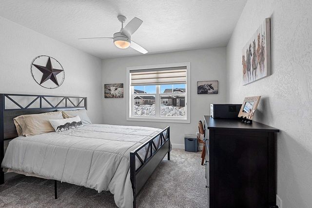 2555 WILLOW COURT, Green Bay, WI 54311