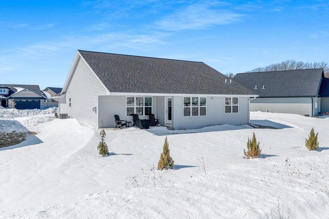 2555 WILLOW COURT, Green Bay, WI 54311