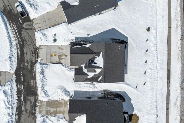 2555 WILLOW COURT, Green Bay, WI 54311