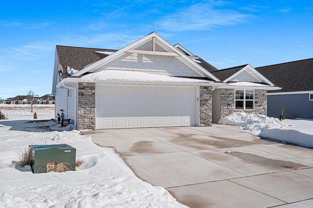 2555 WILLOW COURT, Green Bay, WI 54311