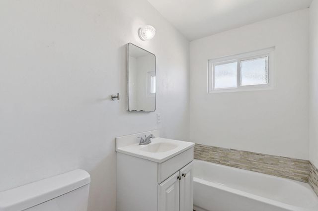 21435 S Pleasant Avenue, Riverdale, CA 93656