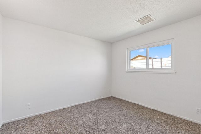 21435 S Pleasant Avenue, Riverdale, CA 93656