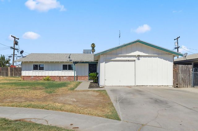 21435 S Pleasant Avenue, Riverdale, CA 93656