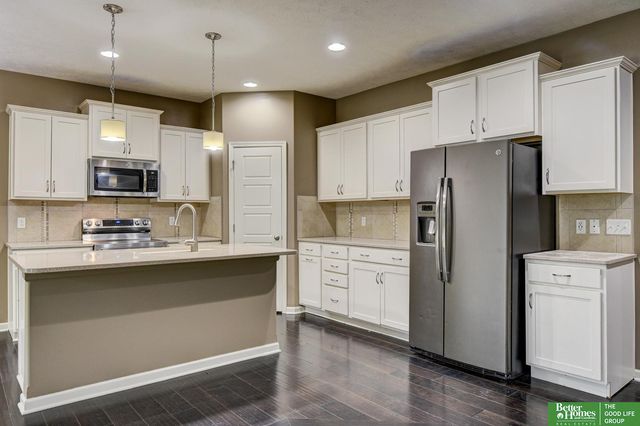 18325 Polk Street, Omaha, NE 68135