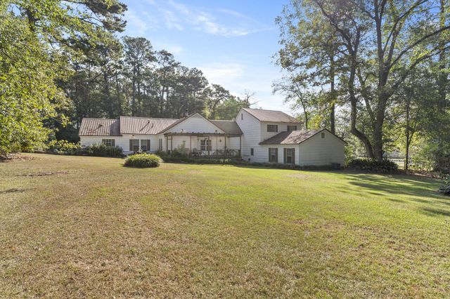 609 Dabbs St., Hattiesburg, MS 39401