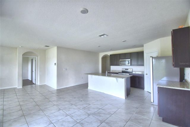 5628 SILTSTONE STREET, Lakeland, FL 33811