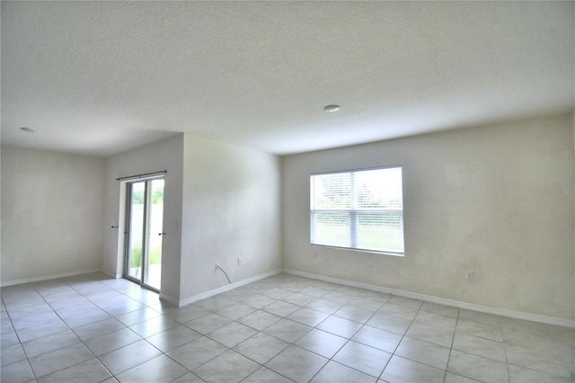5628 SILTSTONE STREET, Lakeland, FL 33811